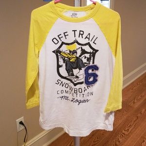 Boys tee/jersey
